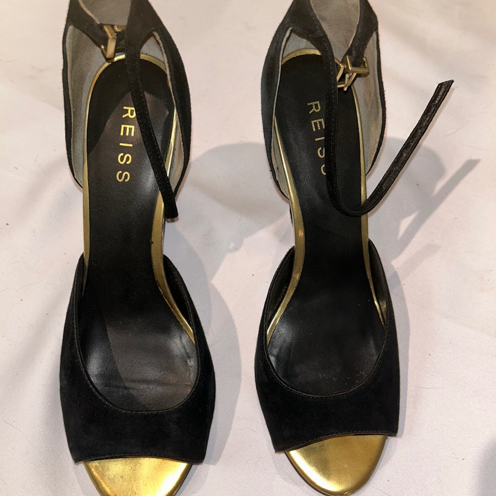 Reiss Wedge